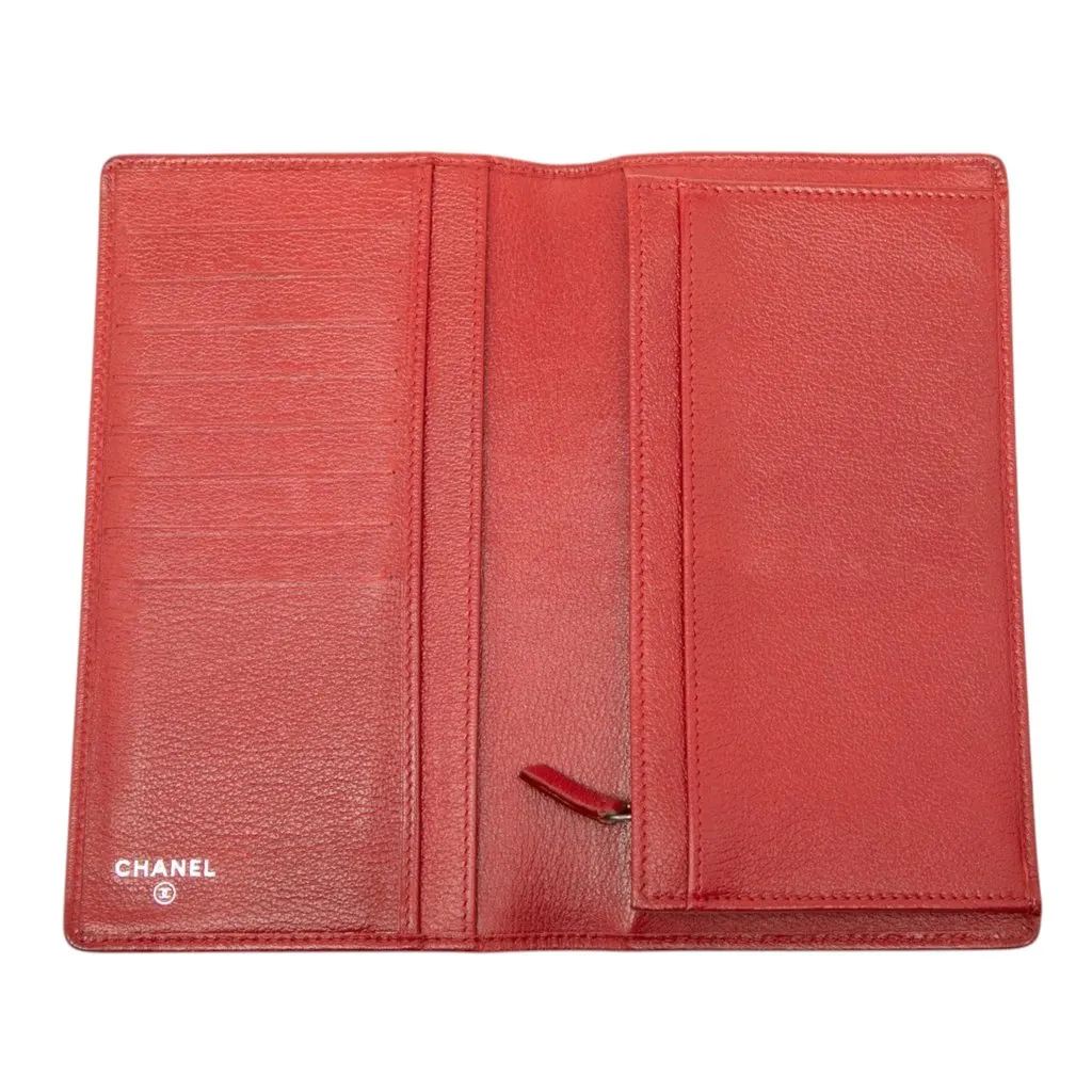 Chanel CC Camellia Embossed Leather Long Wallet Red Leather Very good - Model View