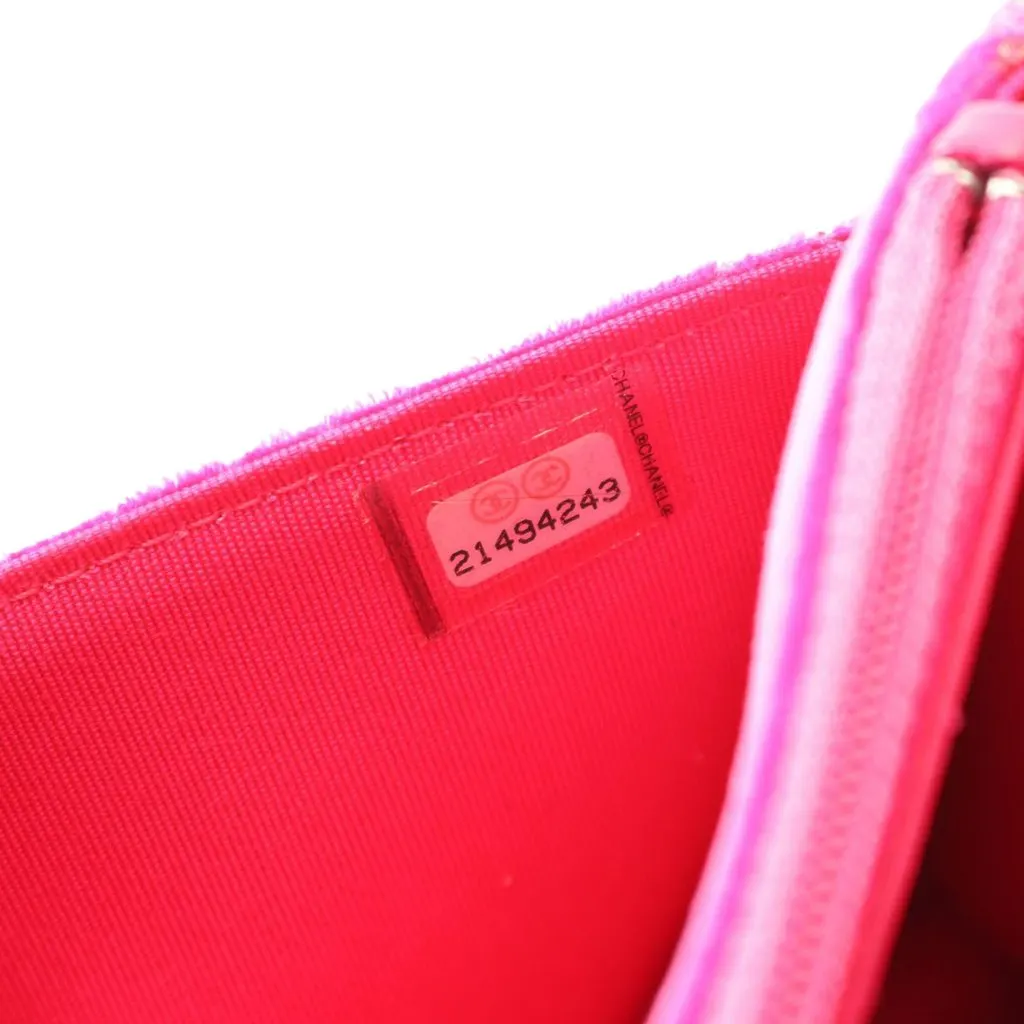 Chanel CC Quilted Velvet Wallet on Chain Pink Velvet Very good - Box View