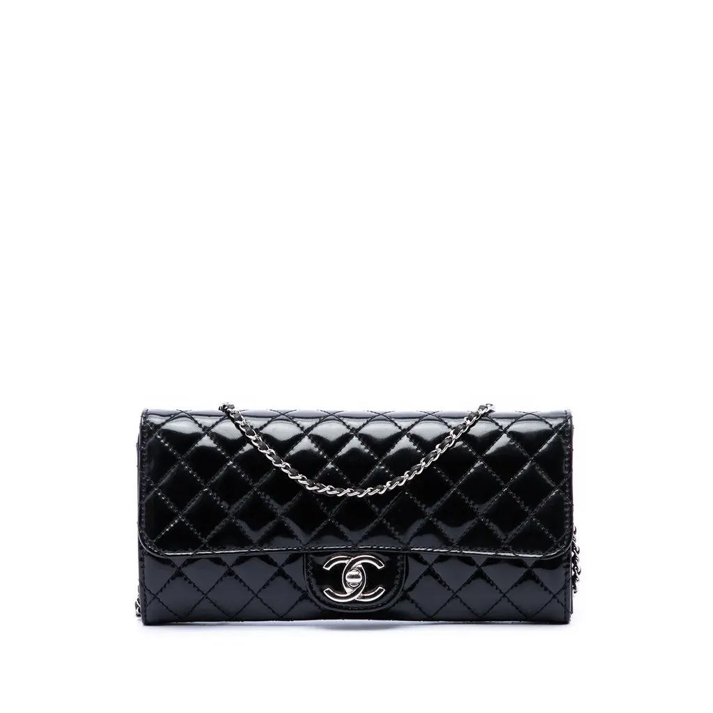 Chanel CC Quilted Patent East West Wallet On Chain Black Leather Very good - Front View