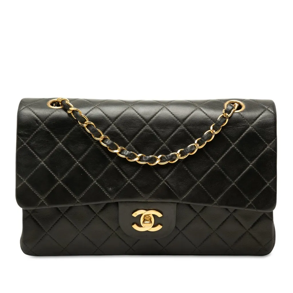 Chanel Medium Classic Lambskin Double Flap Black Leather Very good - Front View