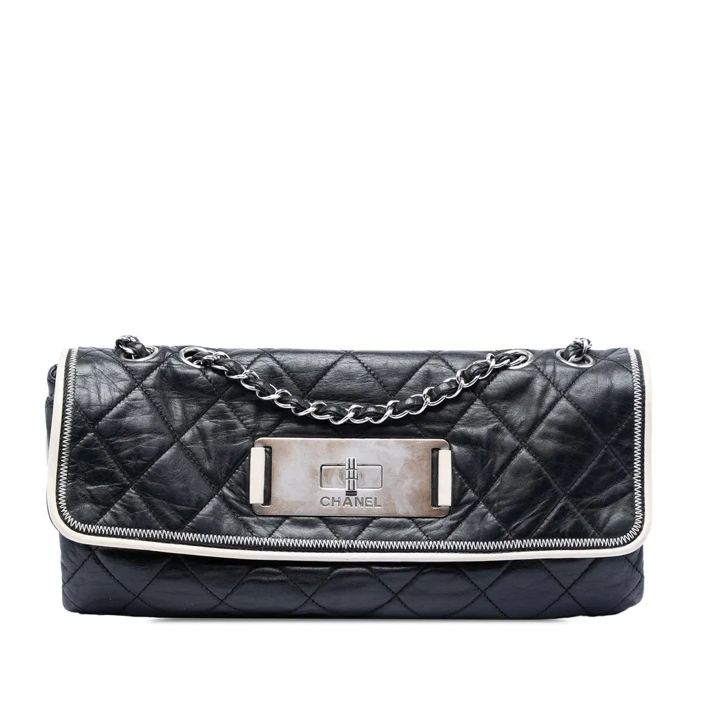 Chanel Quilted Lambskin East West Mademoiselle Flap Black Leather Very good - Front View