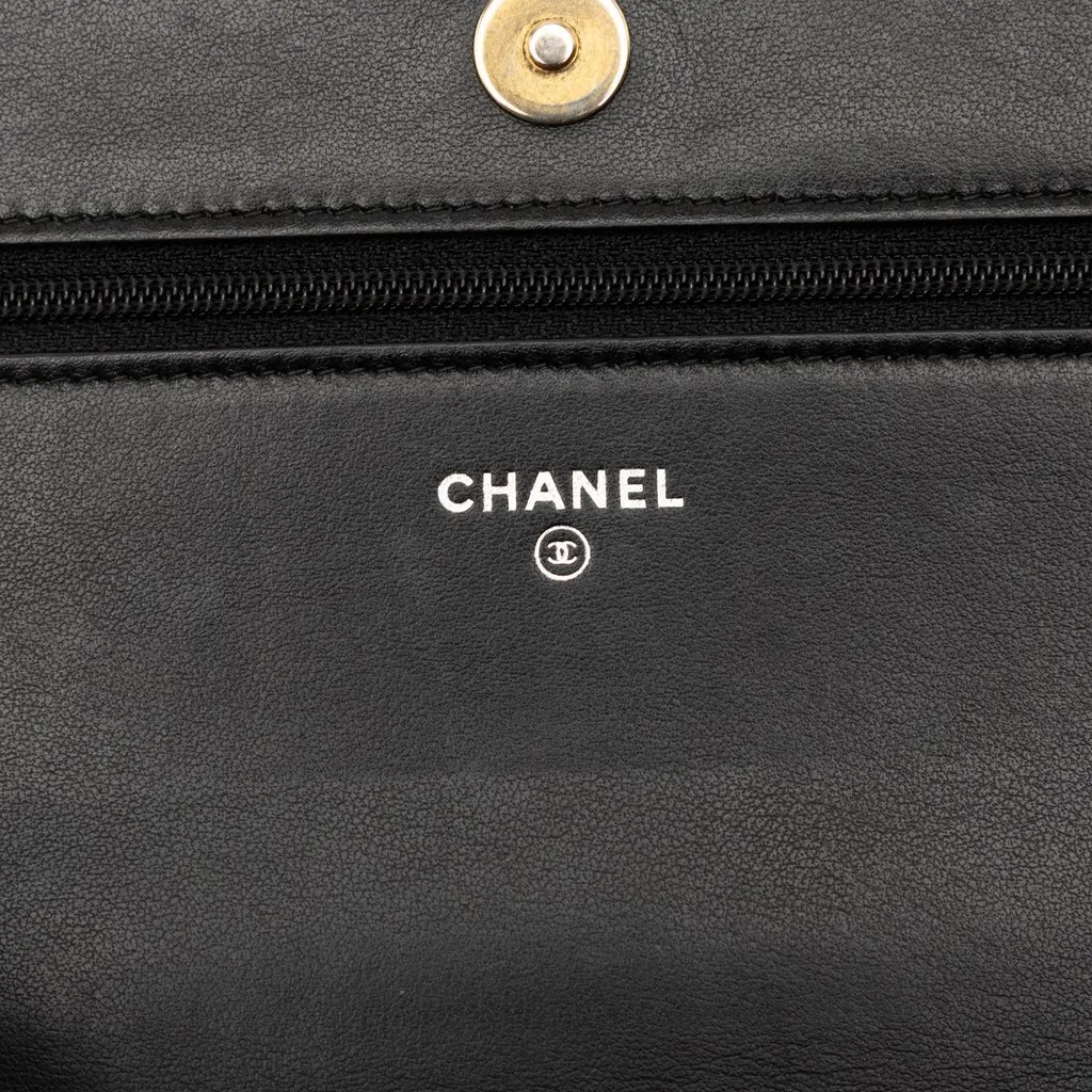 Chanel Bicolor Quilted Aged Calfskin Gabrielle Wallet On Chain Beige Leather Very good - Box View