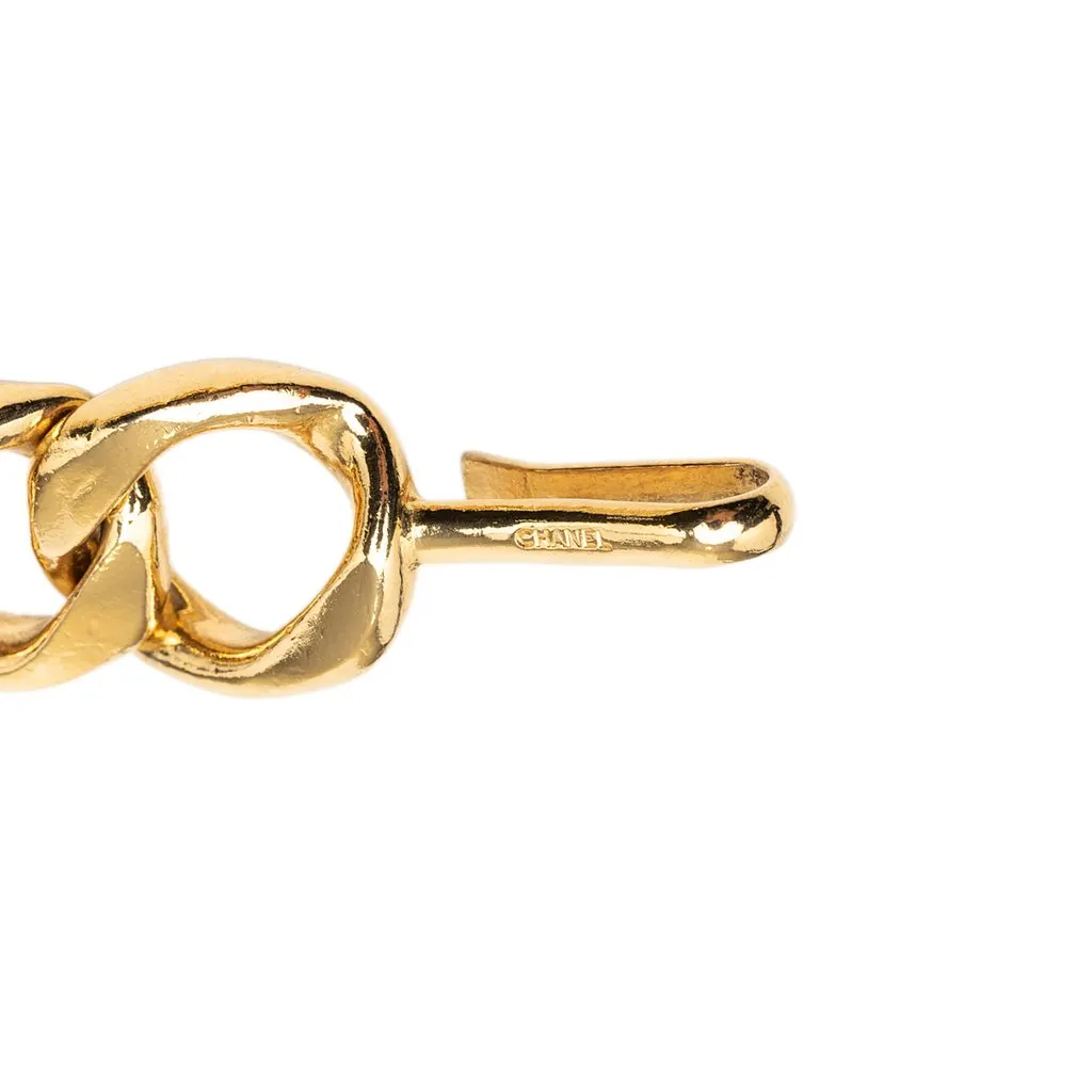 Chanel Gold Plated CC Medallion Chain Belt Gold Metal Very good - Model View