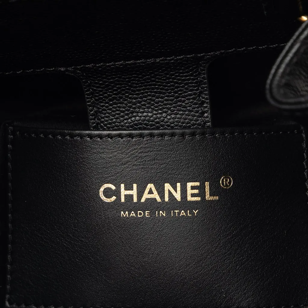 Chanel Medium Quilted Caviar Chanel 25 Backpack Black Leather Very good - Box View