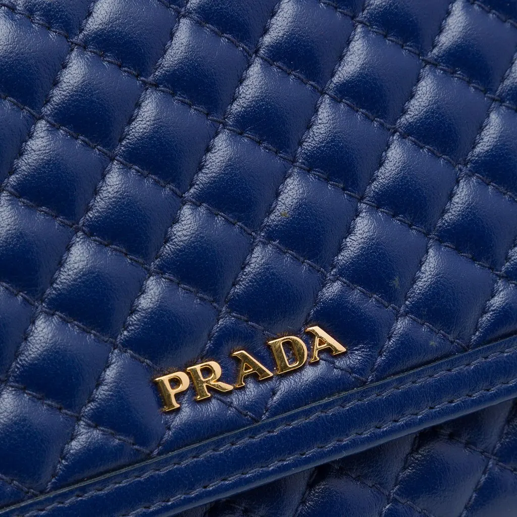 Prada Quilted Nappa Wallet On Chain Blue Leather Very good - Box View