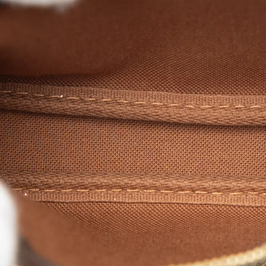 Louis Vuitton Monogram Mini Pochette Accessoires Brown Canvas Very good - Model View