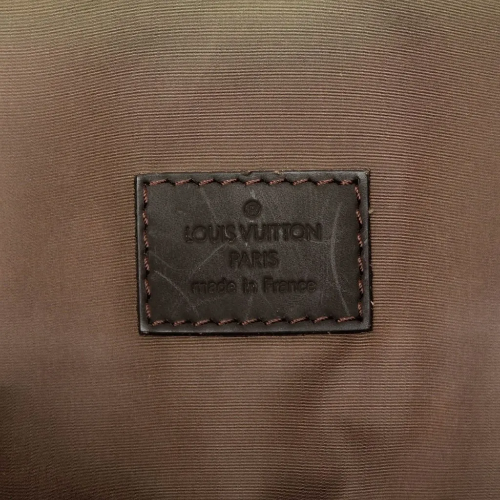 Louis Vuitton Damier Geant Messenger Bag Black Canvas Good - Box View
