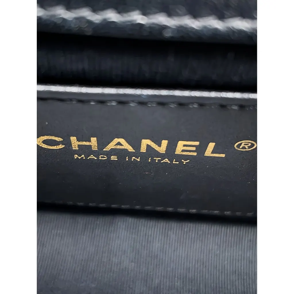 Chanel Mini CC Quilted Lambskin Logo Chain Flap Black Leather Very good - Box View