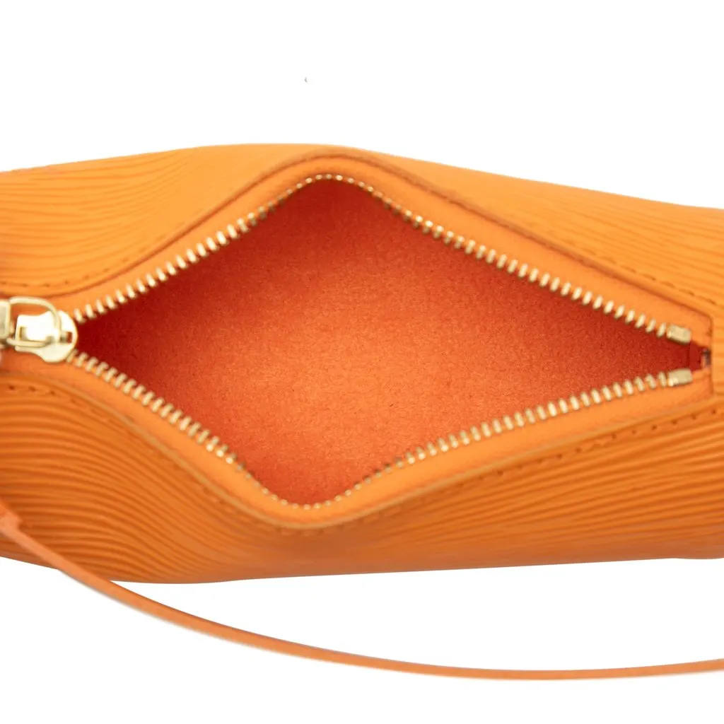 Louis Vuitton Epi Pochette Soufflot Orange Leather Very good - Model View