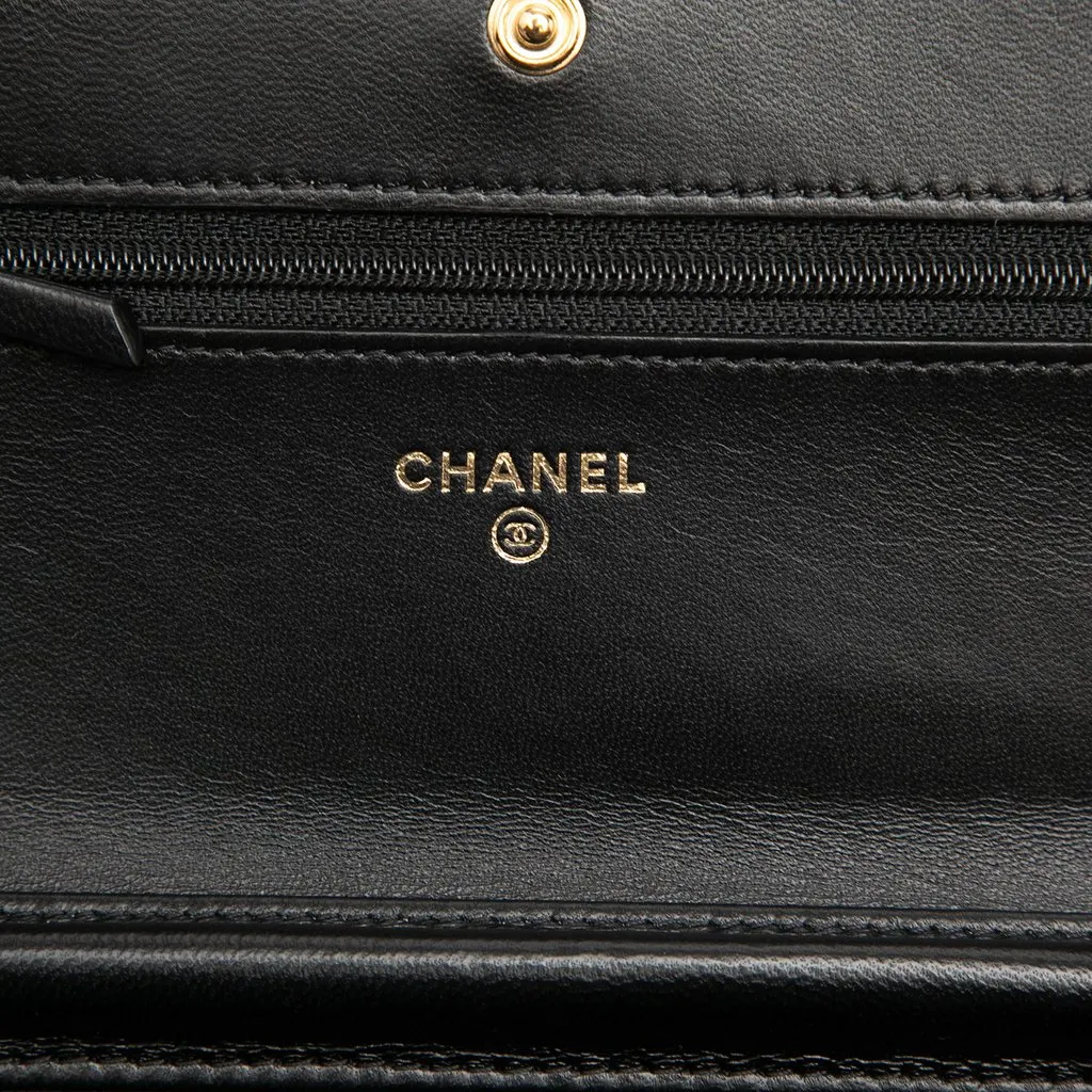 Chanel CC Quilted Lambskin Wallet On Chain Black Leather Very good - Box View
