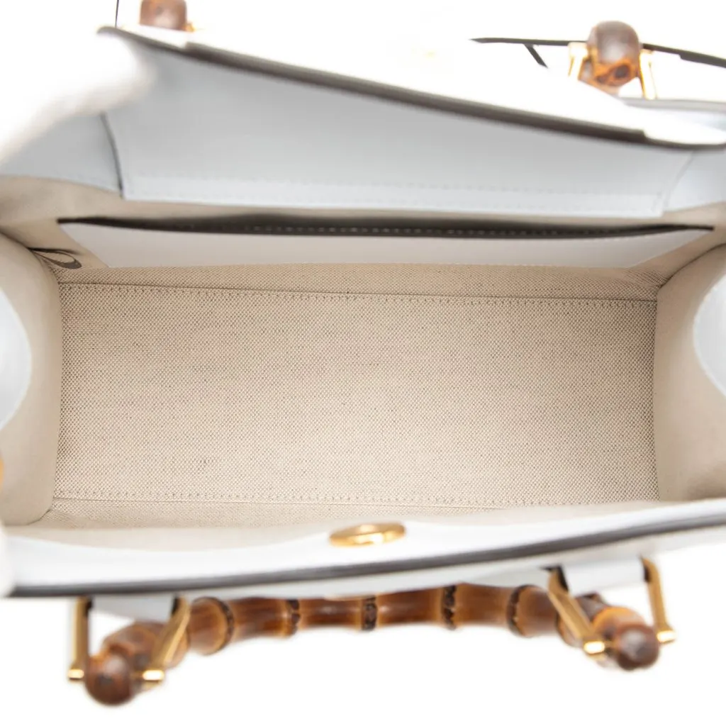 Gucci Medium Calfskin Bamboo Diana Satchel White Leather Very good - Model View