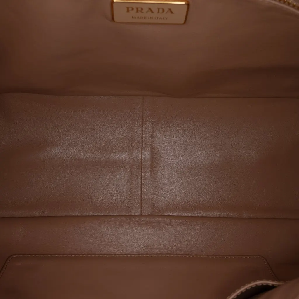 Prada Large Leather Aimee Shoulder Bag Beige Leather Very good - Model View
