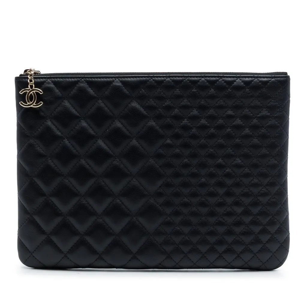 Chanel Medium Bi Quilted Lambskin O Case Clutch Black Leather Very good - Front View