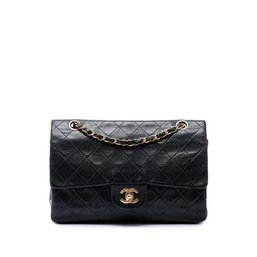 Chanel Medium Classic Lambskin Double Flap Black Leather Very good - Front View