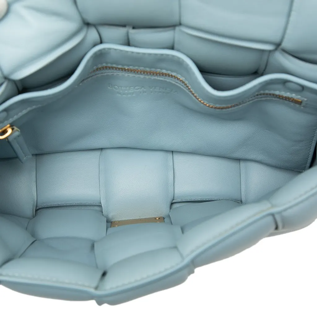 Bottega Veneta Nappa Intrecciato Padded Cassette Crossbody Blue Leather Very good - Model View