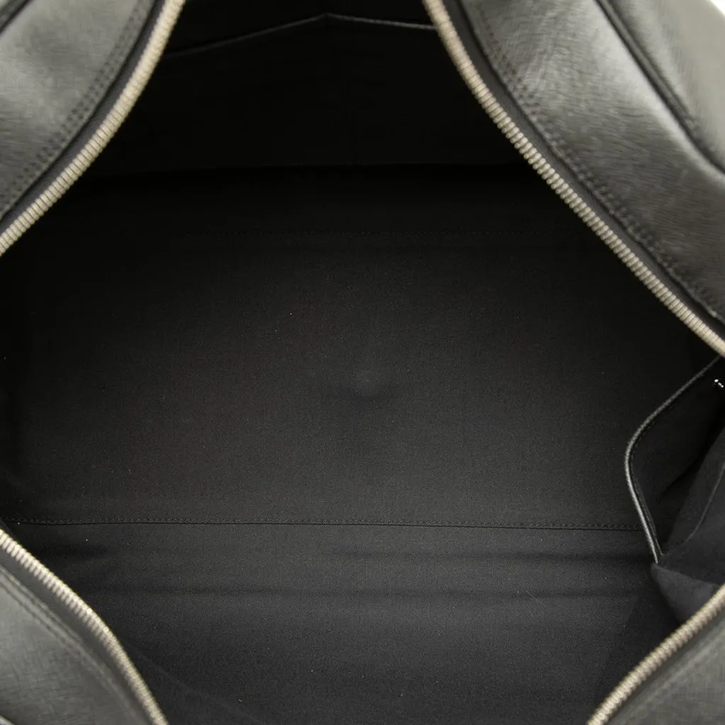 Louis Vuitton Taiga Neo Kendall Grey Leather Good - Model View