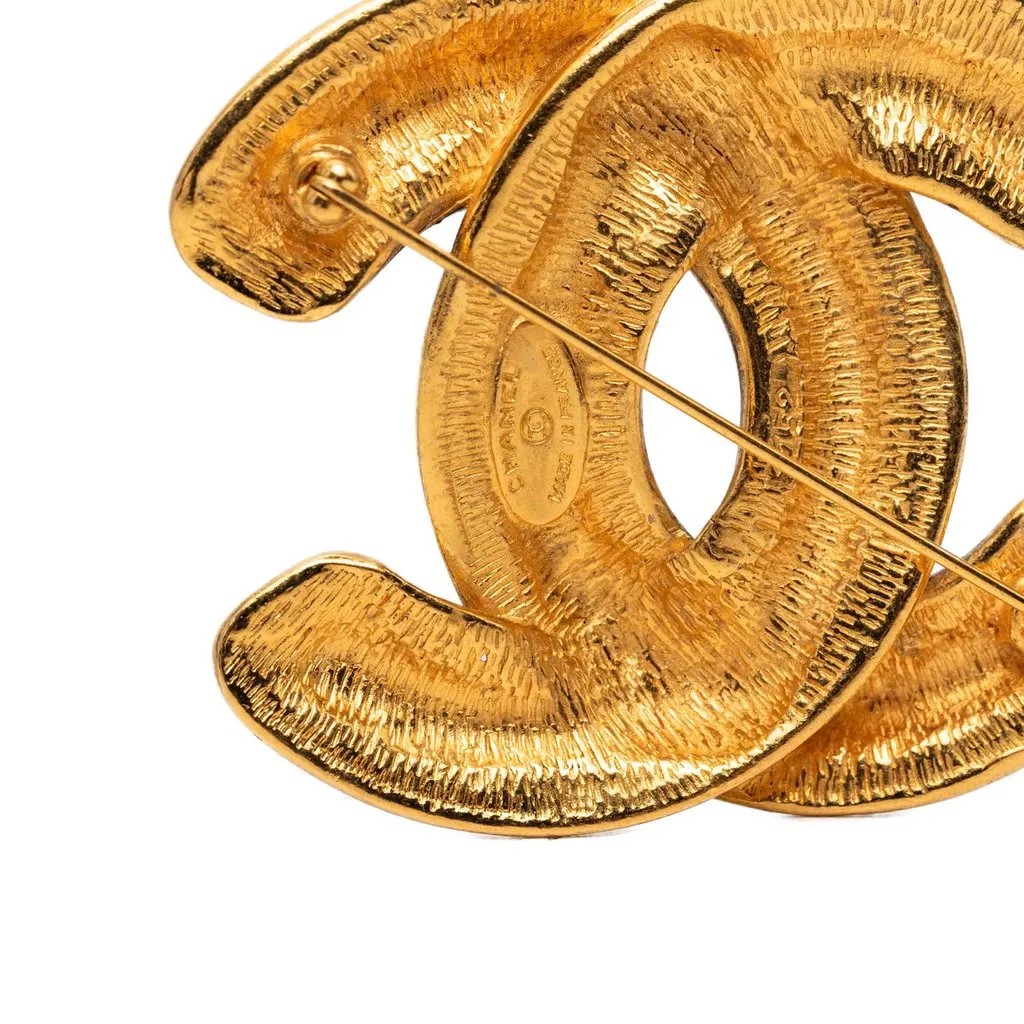 Chanel CC Gold Plated Quilted Brooch Gold Metal Very good - Inside View