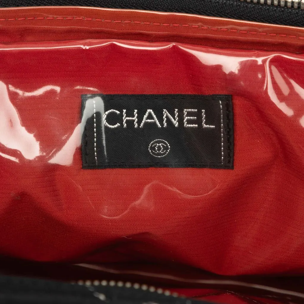 Chanel Old Travel Line Nylon Handbag Black Very good - Box View