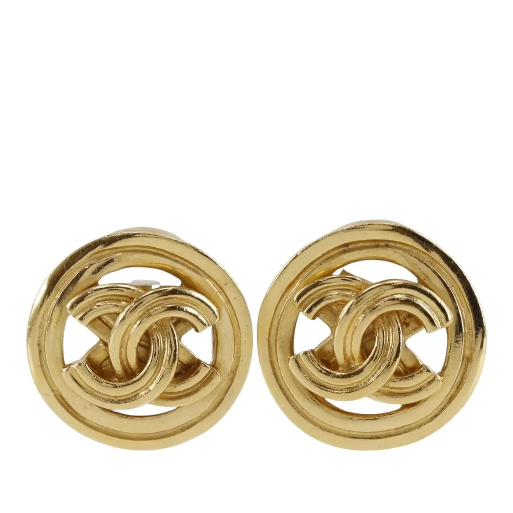 Chanel CC Gold Plated Round Clip On Earrings Gold Metal Very good - Front View