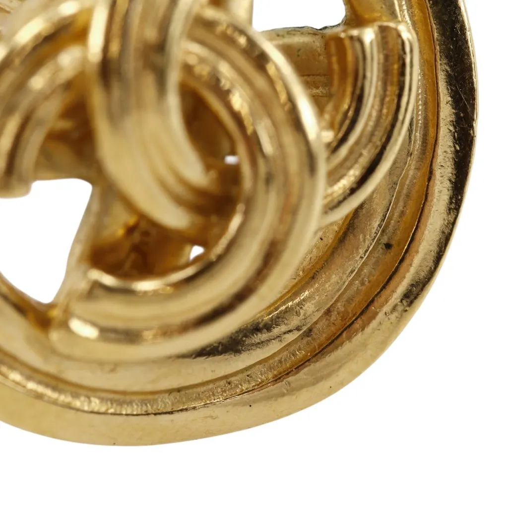 Chanel CC Gold Plated Round Clip On Earrings Gold Metal Very good - Model View