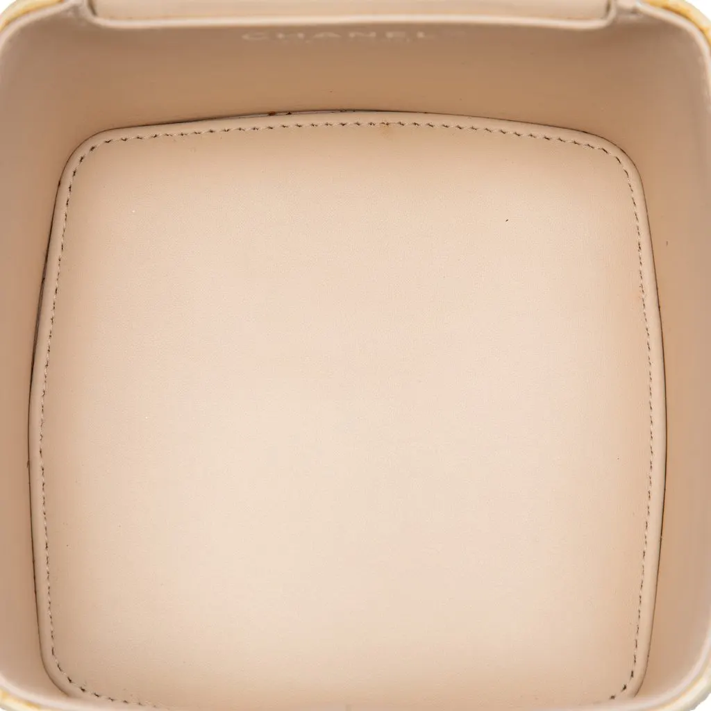 Chanel Mini CC Quilted Patent Vanity Bag Beige Leather Very good - Model View
