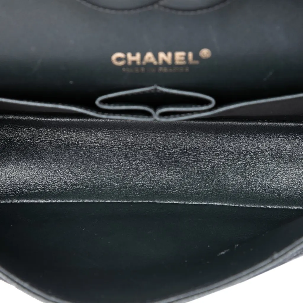 Chanel Medium Classic Caviar Double Flap Black Leather Very good - Model View