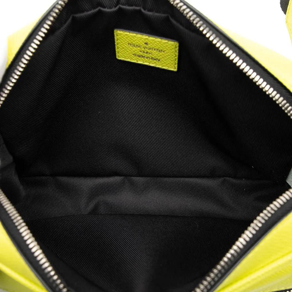 Louis Vuitton Monogram Taigarama Outdoor Bumbag Yellow Leather Very good - Model View