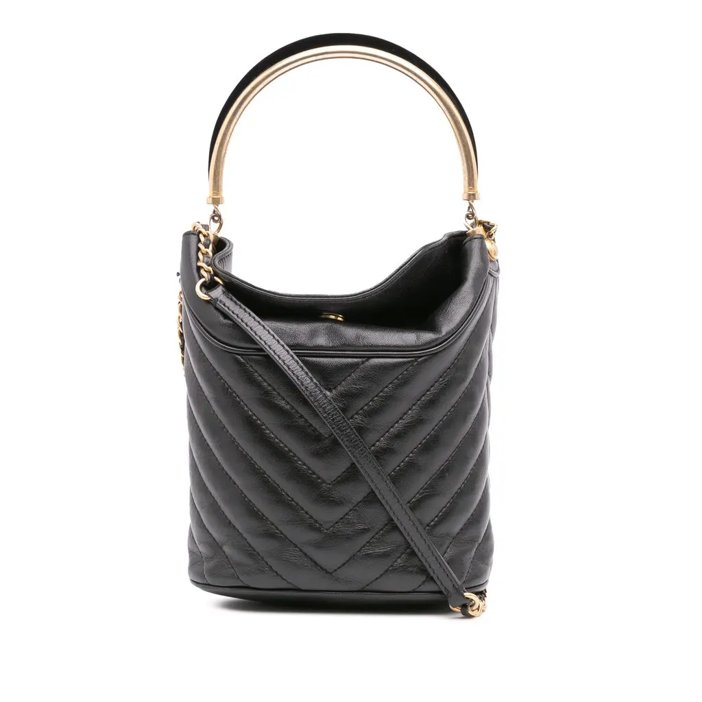 Chanel Quilted Chevron Lambskin Handle with Chic Bucket Bag Black Leather Very good - Front View