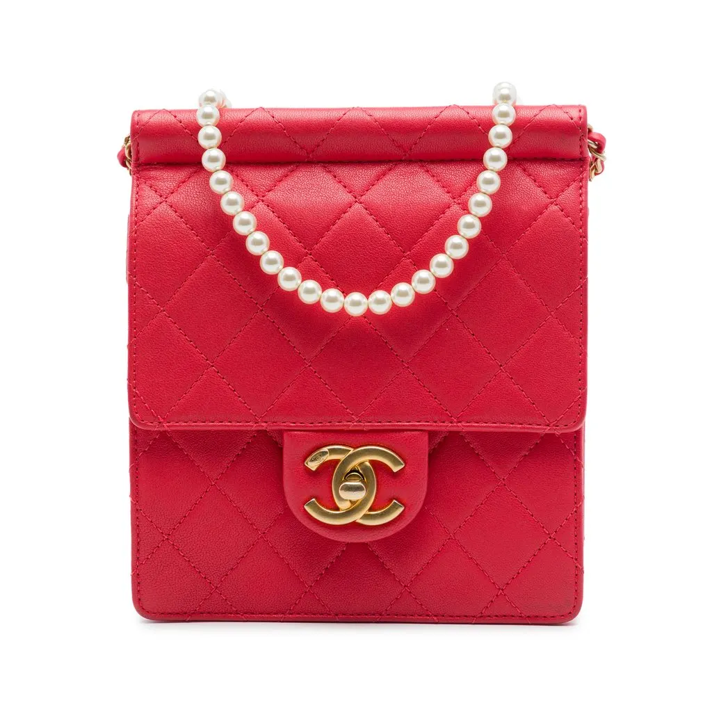 Chanel Small Quilted Lambskin Chic Pearls Flap Red Leather Very good - Front View