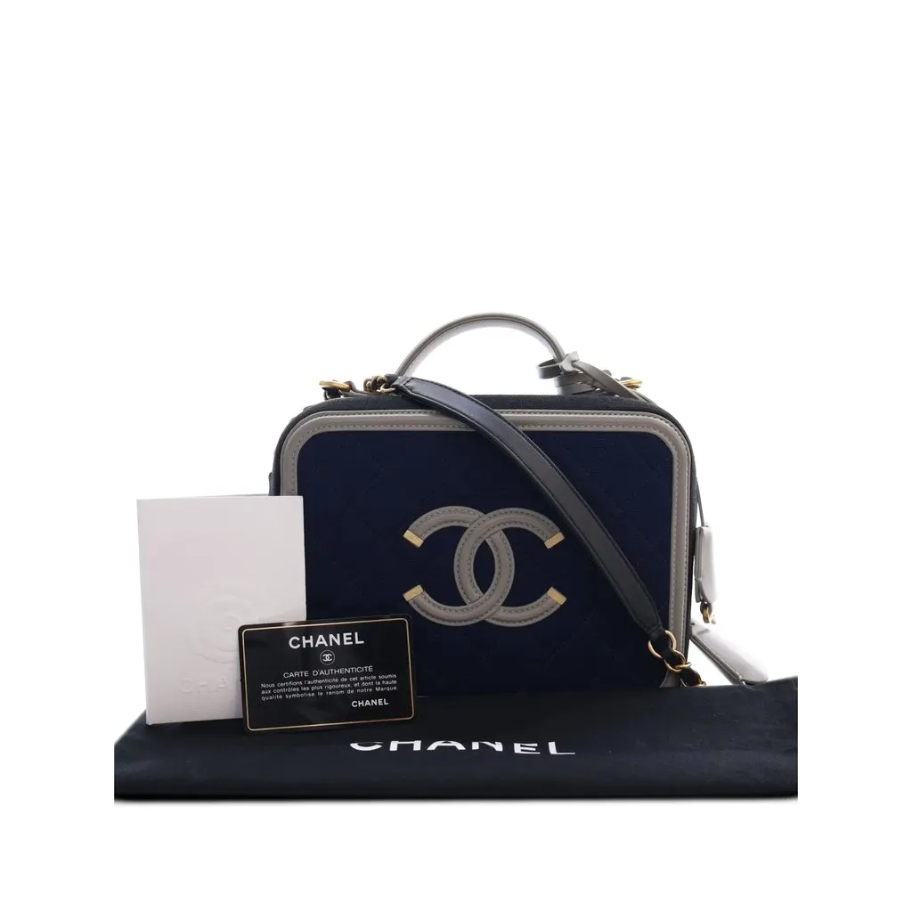 Chanel Medium Tricolor Jersey CC Filigree Vanity Case Blue Very good - Box View