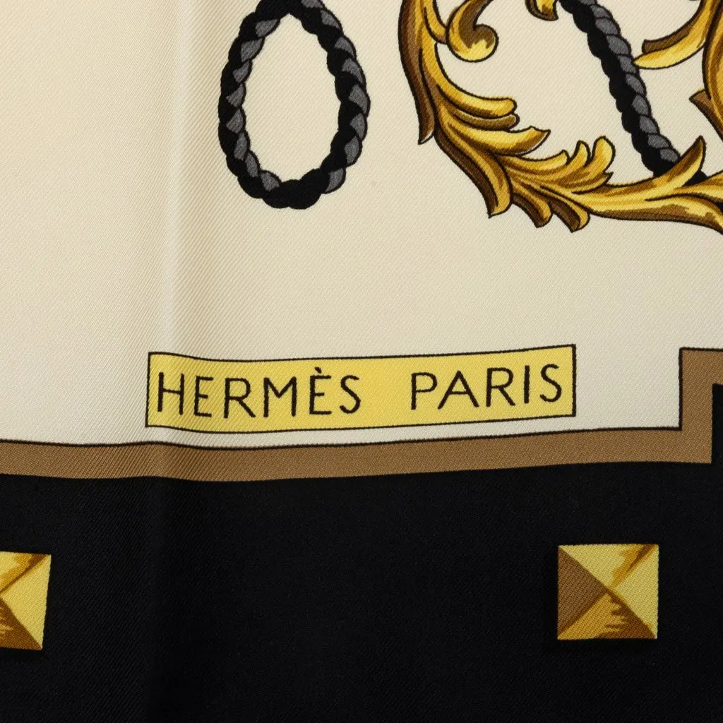 Hermès Les Cles Silk Scarf 90 White Silk Very good - Inside View