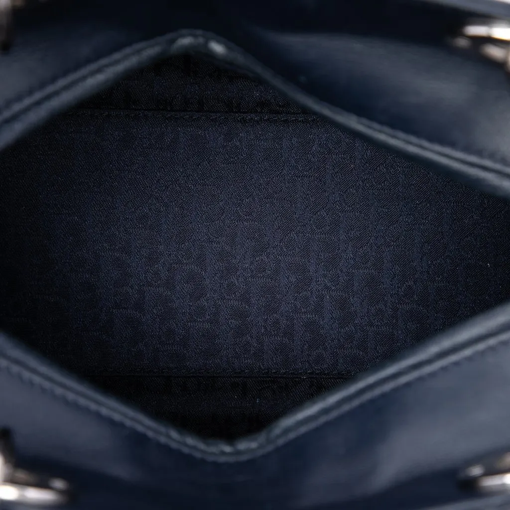 Dior Medium Lambskin Cannage Lady Dior Black Leather Very good - Model View