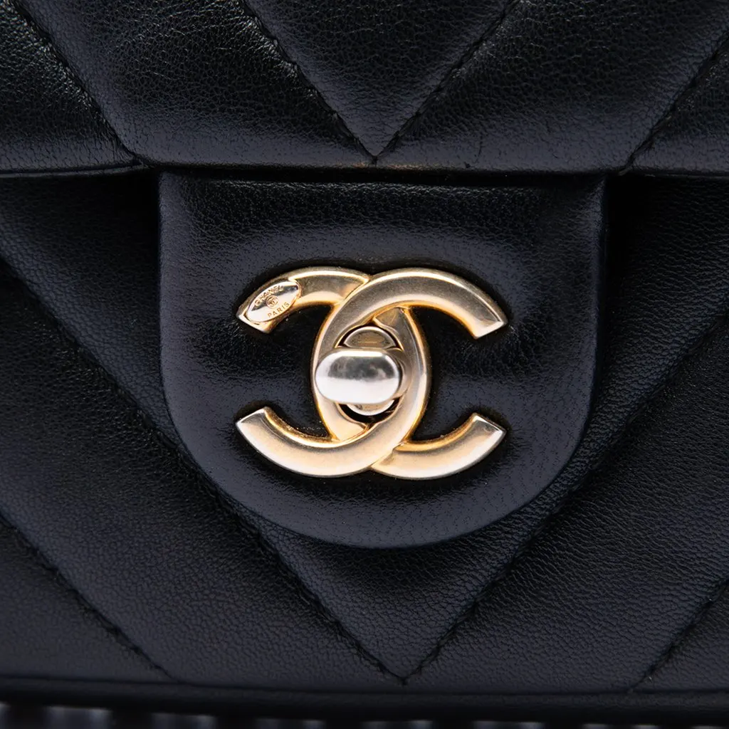 Chanel Mini Rectangular Chevron Lambskin Chain Around Flap Black Leather Very good - Box View