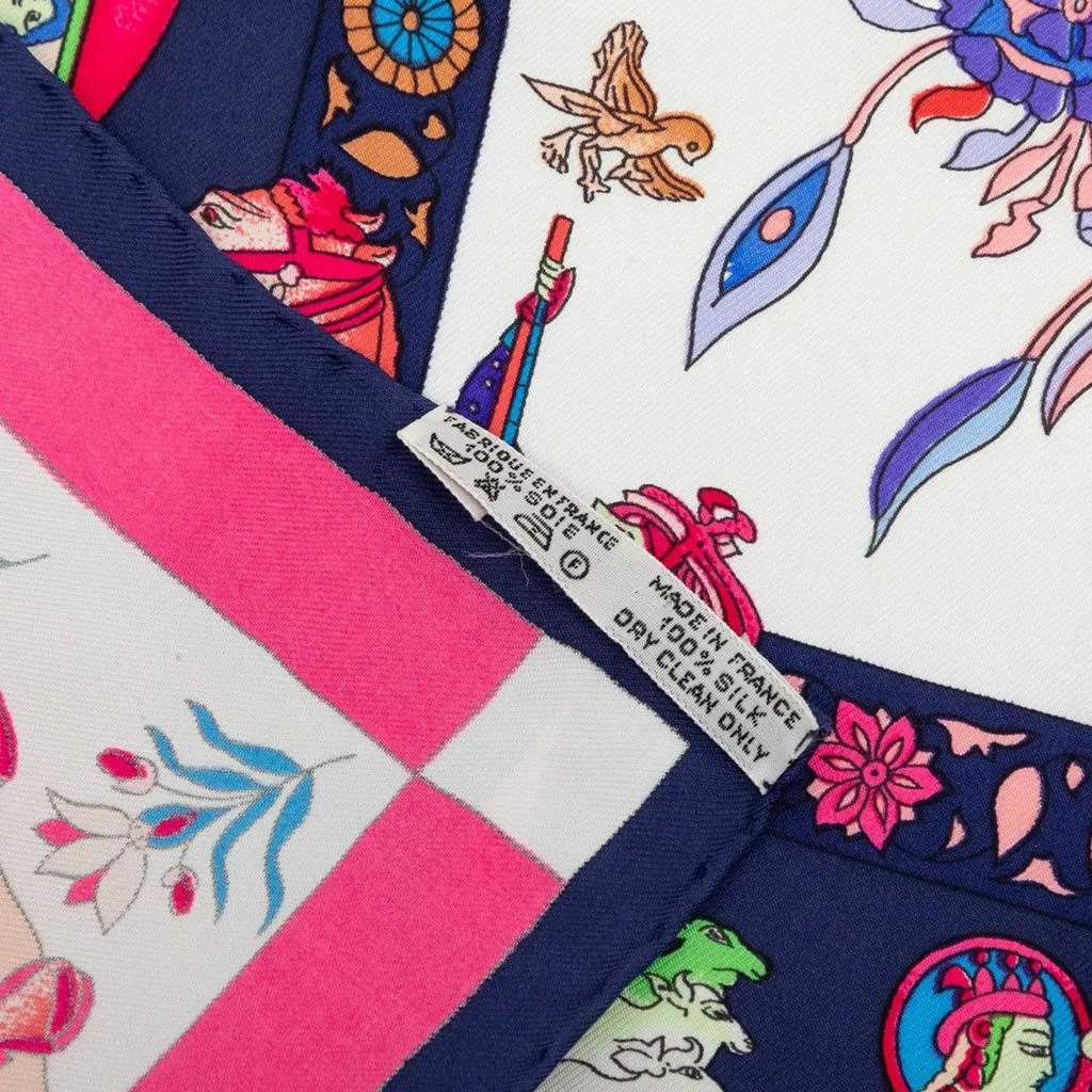 Hermès Fantaisies Indiennes Silk Scarf 90 Blue Very good - Model View