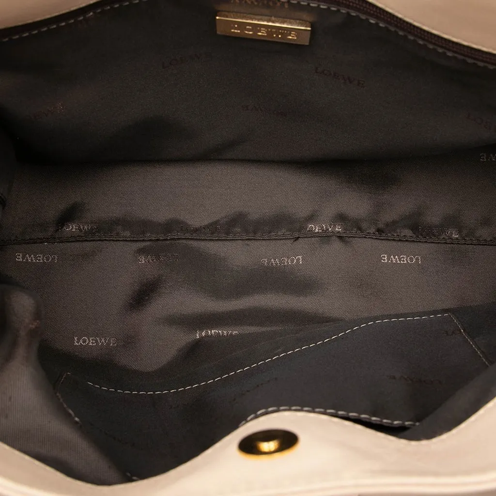 Loewe Leather Fusta 30 Tote Brown Leather Very good - Model View