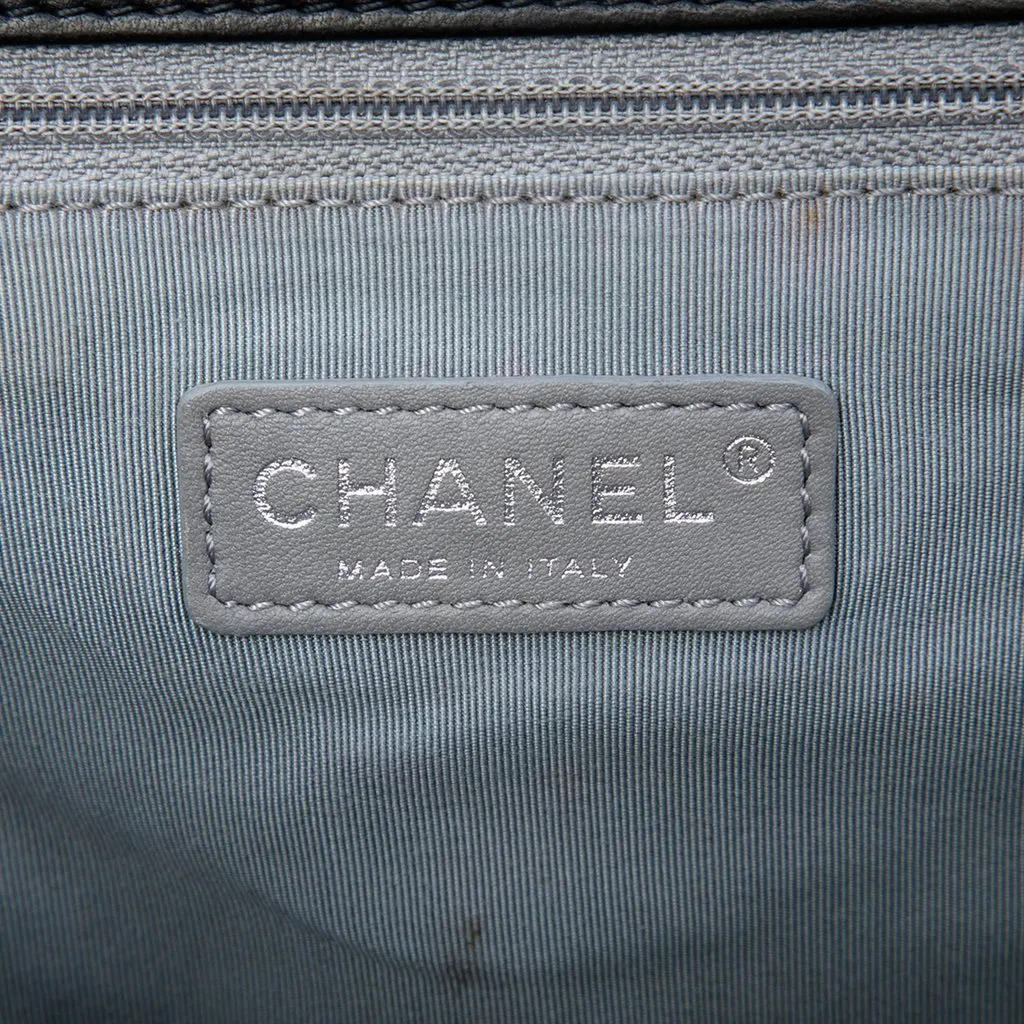 Chanel CC Patent Lipstick Ligne Flap Black Leather Very good - Box View