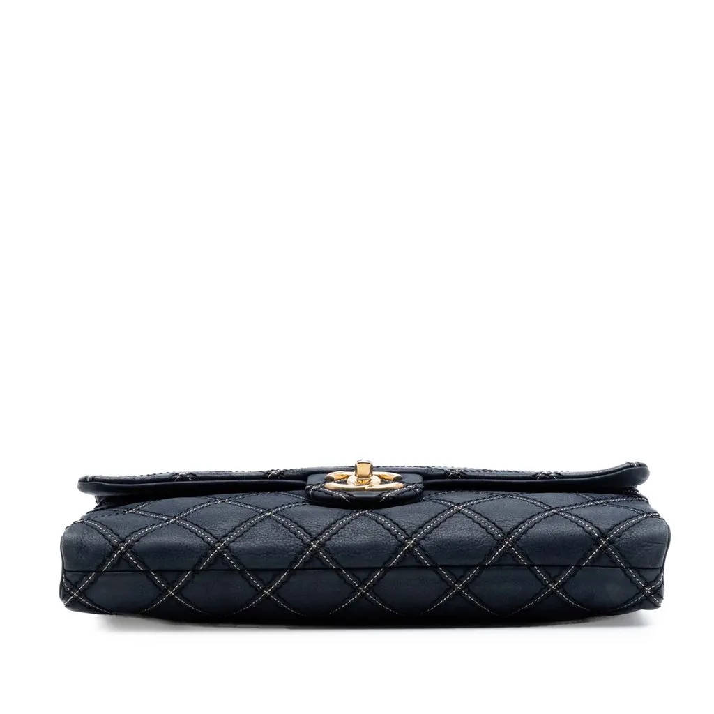 Chanel Jumbo Quilted Calfskin Triple Stitched Flap Blue Leather Very good - Inside View