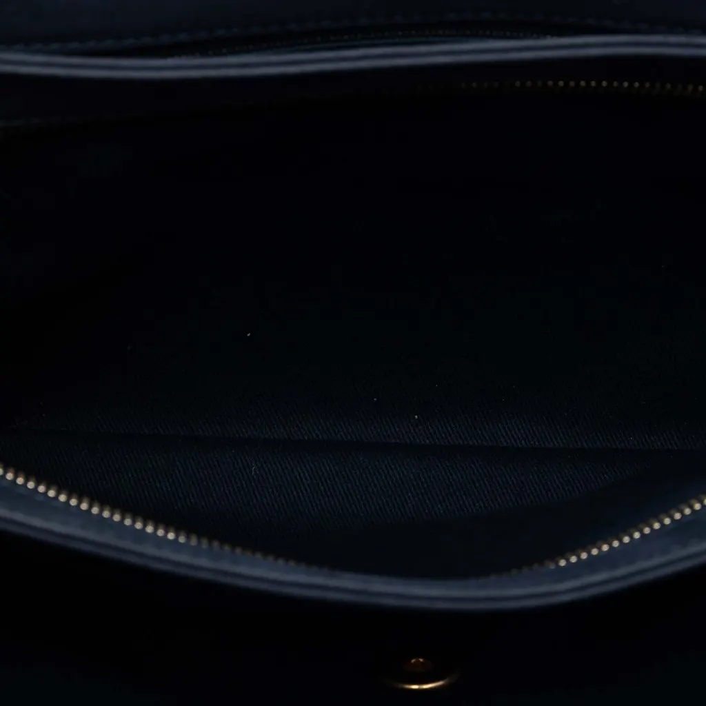 Chanel Jumbo Quilted Calfskin Triple Stitched Flap Blue Leather Very good - Model View