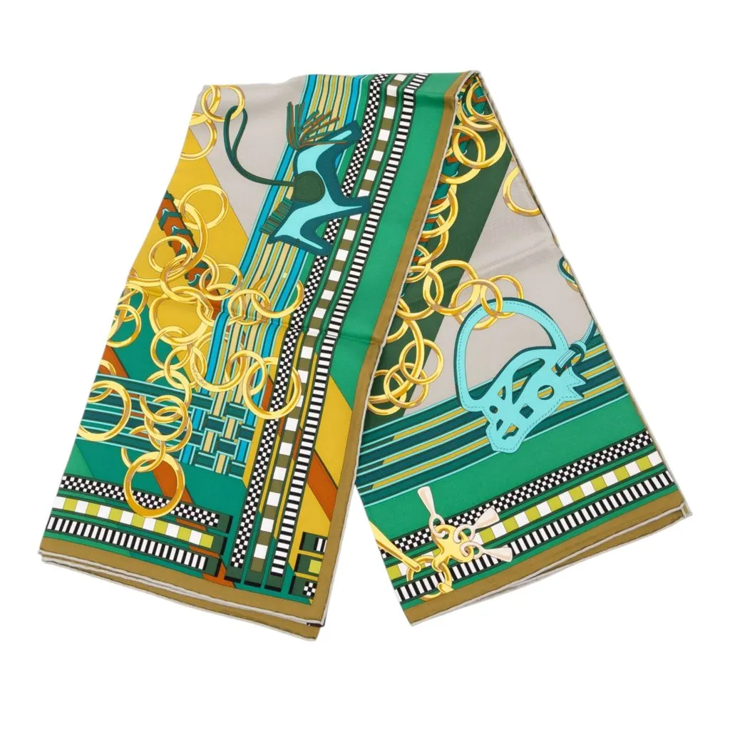 Hermès Brides et Gris Gris Silk Scarf 90 Green Silk Never worn - Front View