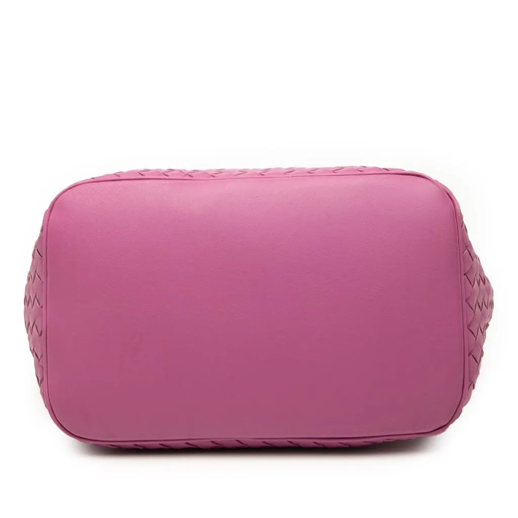 Bottega Veneta Nappa Intrecciato Bucket Bag Pink Leather Very good - Inside View