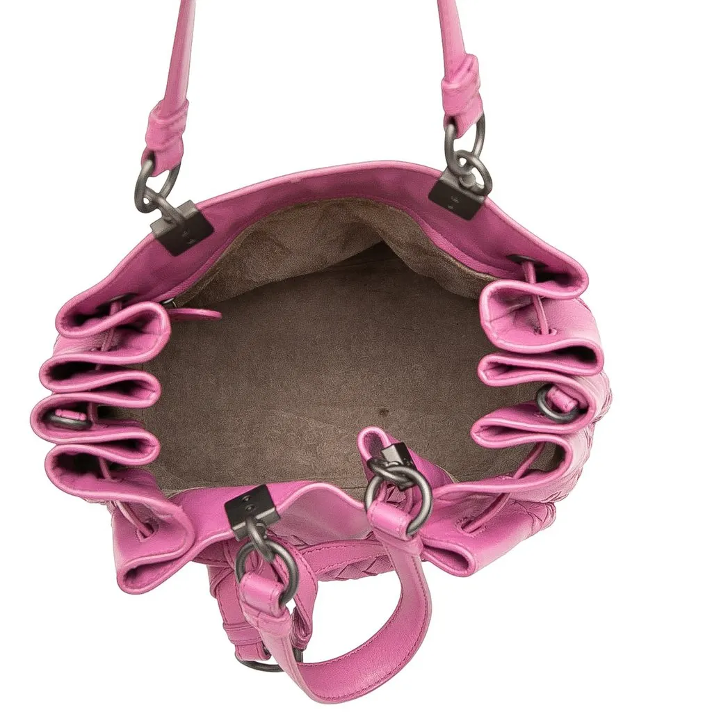Bottega Veneta Nappa Intrecciato Bucket Bag Pink Leather Very good - Model View