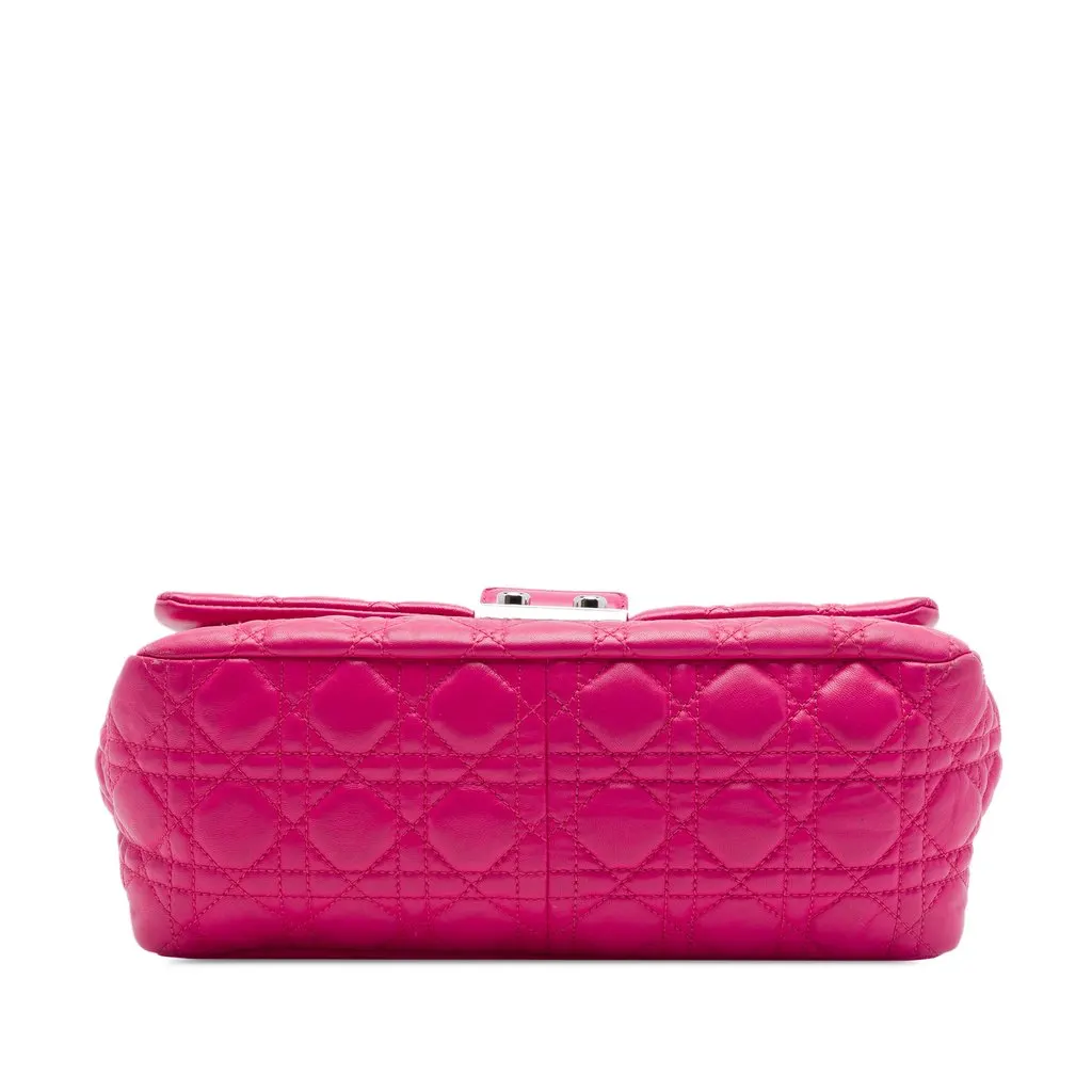 Dior Lambskin Cannage New Lock Flap Pink Leather Very good - Inside View