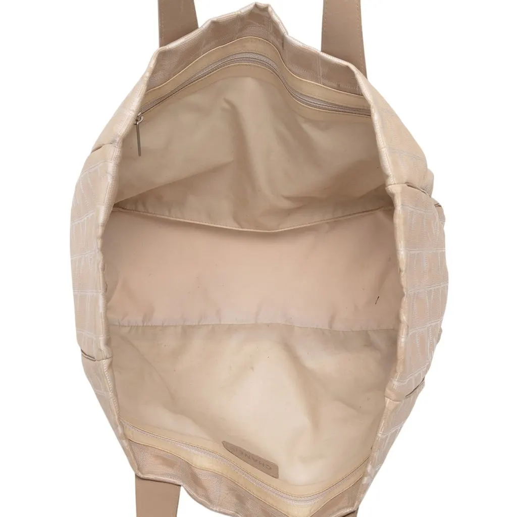 Chanel New Travel Line Nylon Tote Beige Polyamide Very good - Model View