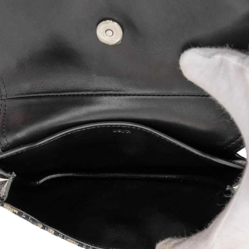 Dior Oblique Canvas Saddle Belt Bag Blue Canvas Very good - Model View