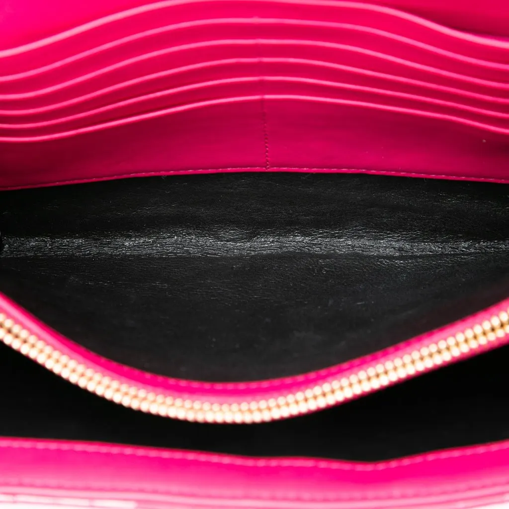 Saint Laurent Medium Patent Vicky Crossbody Pink Leather Very good - Model View