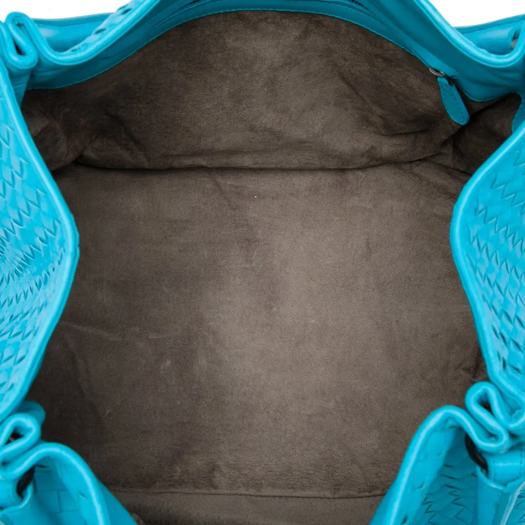 Bottega Veneta Nappa Intrecciato Parachute Tote Blue Leather Very good - Model View