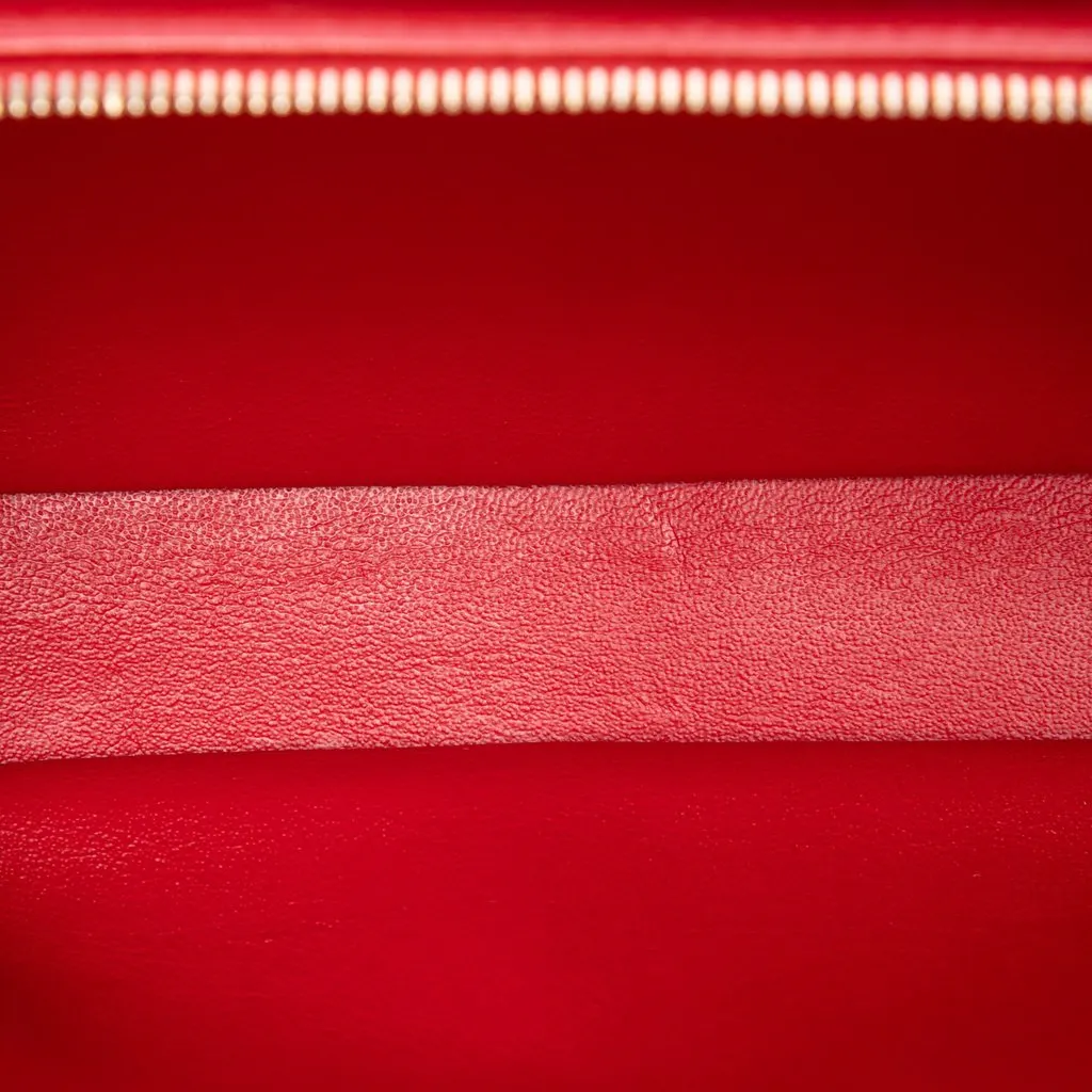 Chanel Small CC Chevron Calfskin Envelope Flap Red Leather Very good - Model View