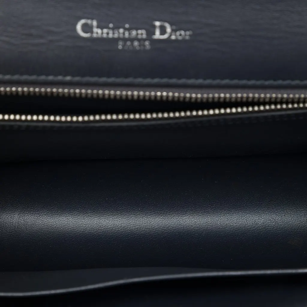 Dior Medium Metallic Patent Microcannage Diorama Flap Silver Leather Good - Model View