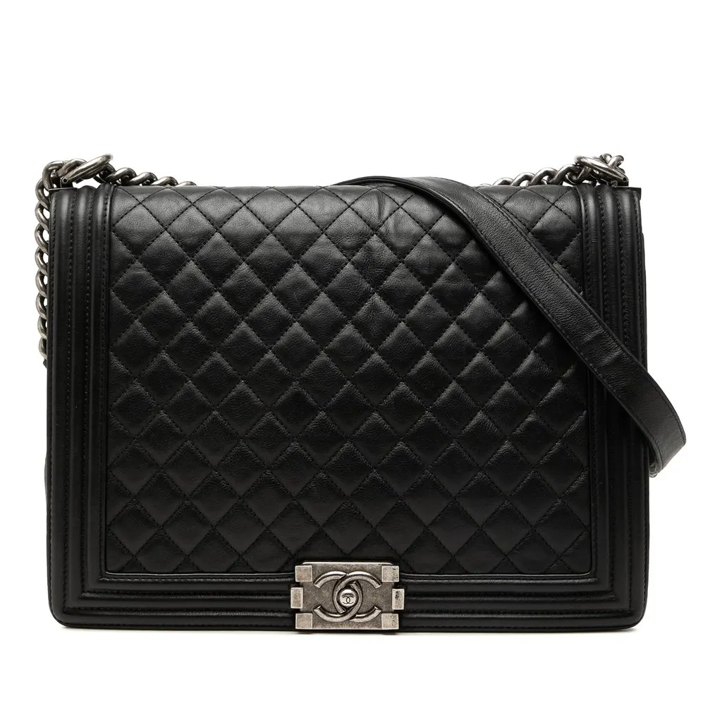 Chanel Large Quilted Lambskin Boy Flap Black Leather Very good - Front View