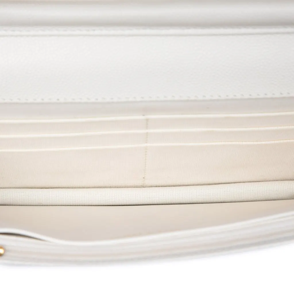 Chanel CC Quilted Caviar Coco Casino Wallet on Chain White Leather Very good - Model View